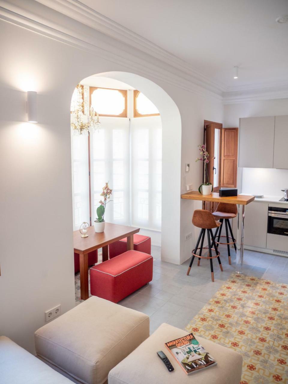 Es Palauet Brandnew One Suite Apartment In Ibiza Center Exterior foto