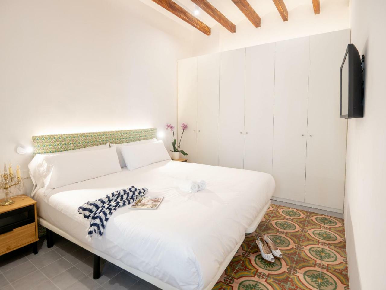 Es Palauet Brandnew One Suite Apartment In Ibiza Center Exterior foto