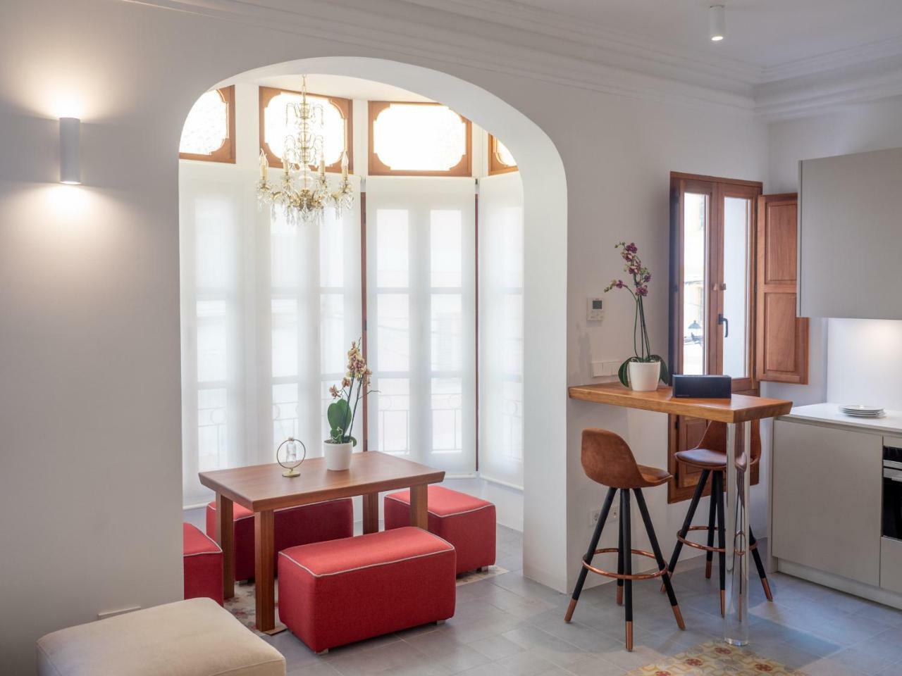 Es Palauet Brandnew One Suite Apartment In Ibiza Center Exterior foto